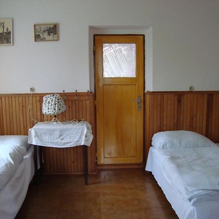 Privat Mirovice-Breznice Rom bilde